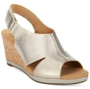 clarks wide fit sandals sale