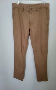 Old Navy Herren Lived in Chino Hose hellbraun Größe 29 x 30 gerades Bein flach vorne - Bild 1 von 4
