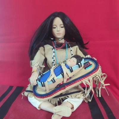 Muñeca porcelana colección Hamilton auténtica Sacagawea Foto 1 de 4
