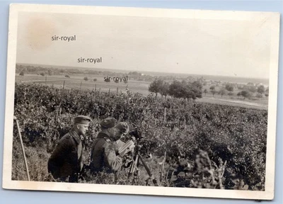 Wehrmacht Soldaten mit getarntem Scherenfernrohr - Stuttgart - WK2 Foto 10x7cm - Bild 1 von 2