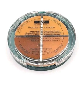 DMK Cosmetics Premier Foundation Quad - Ebony. fawn, latte, sable, hazlenut - Picture 1 of 5