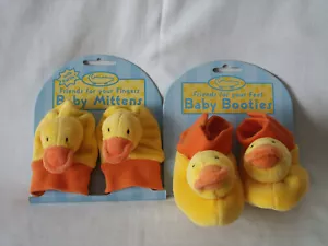 Baby Booties & Mittens w/ Rattle Yellow Ducks 0-6M Rich Frog New - Picture 1 of 8