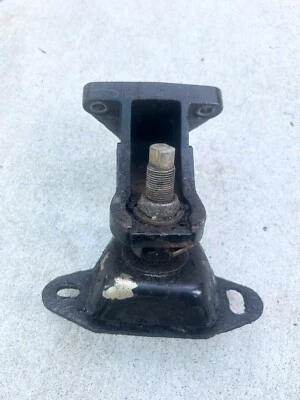 Mercruiser Stern Drive Engine Motor Mount  79550A1 66284A2 V6 V8 4.3-5.7 GM - Image 1 of 3