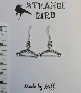Hang ups! earrings coat hanger coathanger fashion model - Bild 1 von 1