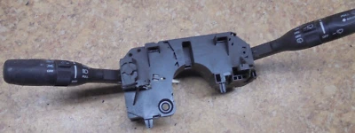 Jeep Liberty Sport 2003 3,7 L 3,7 interruptor de palanca de control del volante luz limpiaparabrisas Foto 1 de 3