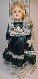 Vestido verde ojos azules cabello rubio edición limitada muñecas porcelana vintage de Suzan - Imagen 1 de 16