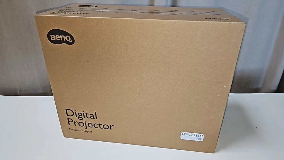 BenQ MW809STH Projektor Beamer Kurzdistanzprojektor WXGA 3500 Ansilumen - - Bild 1 von 4