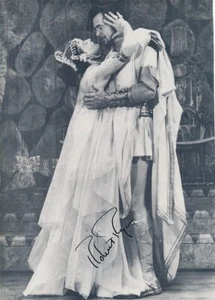 Foto de stock de libro vintage firmada por Robert R., Donald D., Sada T. y Clayton C. - Imagen 1 de 2