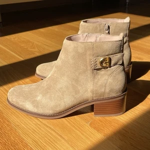 Cole Haan Women’s Suede Ankle Boots Beige Tan Size 7B – Block Heel Zip Booties - Picture 1 of 7