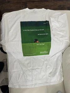 BRANDNEU ACCENTURE Getränke Tasse Stift T-Shirt Bild von Tiger Woods Kopf Größe Large - Bild 1 von 4