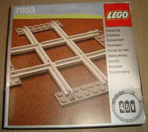 LEGO SYSTEM 7853 TRAINS CROSSING RAILS GREY 4.5 V LEGO 1980 - Picture 1 of 7