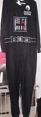 Star Wars Darth Vader Pijama Con Capucha Sin Pies Disfraz M o L NUEVO ÚLTIMO Foto 1 de 4