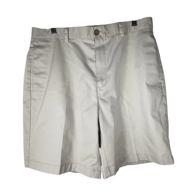 L.L Bean Shorts 32 Men's Natural Fit Cotton Outdoor Khaki Casual Activewear - Image 1 of 4