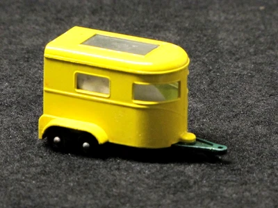 Remolque de pony fundido a presión Matchbox #43 de colección y 2 caballos - 1970, Lesney Inglaterra Foto 1 de 4