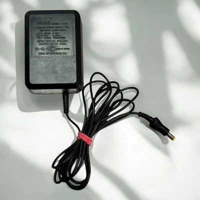 Fuente de alimentación enchufable Sega modelo 2103 para usar con Game Gear. Vintage OEM Foto 1 de 4