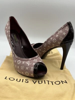 Louis Vuitton Borgoña Monograma Punta Abierta Tacones Talla 38 - ¡Envío el mismo día! Foto 1 de 4