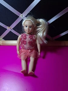 BATTAT LORI SAMMI 6" MINI DOLL BLONDE - Picture 1 of 3