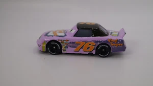 Disney Pixar Cars #76 Vinyl Toupee 1/64 Diecast - Picture 1 of 4