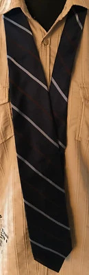 Шелковый галстук Sarar темно-синий блестящий в полоску выгодная сделка от Ex - Изображение 1 из 2