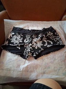 short traje de baño size M. - Picture 1 of 4