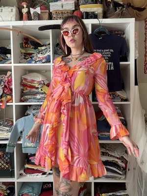 Vintage 1960s 1970s Pink Psychedelic Floral Mini Dress Mod Hippie Gogo S 💘 - Image 1 of 4