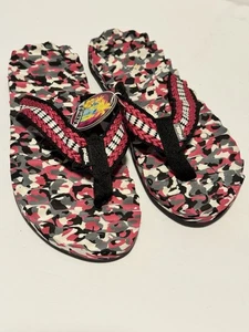Frisxy Flip Flops Womens Camo Black Pink White Slide On Sandals Size 8 NEW - Picture 1 of 8