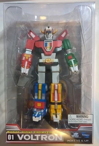 Defender of the Universe Robot Vinyl Collection #1 Voltron - 9-Inch Figure - Picture 1 of 4