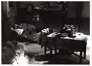T6-80614 Original Early 1930s Movie Photo unidentified actors production - Picture 1 of 1
