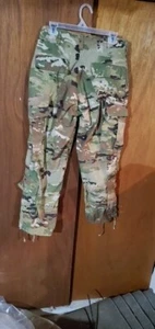 US Military Army Combat Uniform MULICAM Trousers - UNISEX Size SMALL-X-SHORT. - Picture 1 of 7