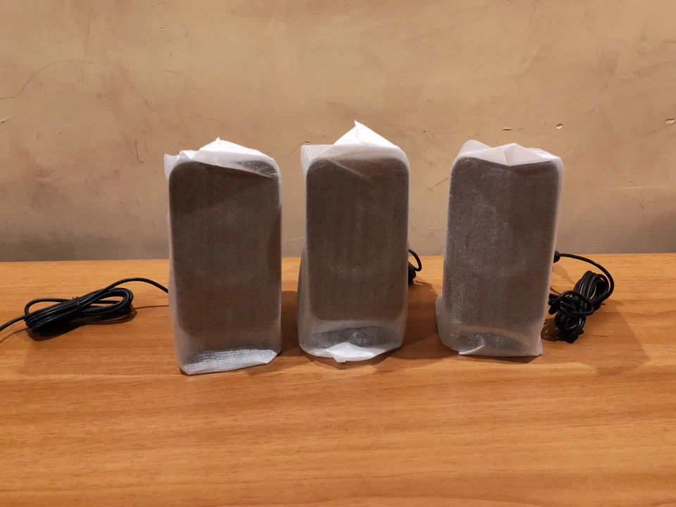 Lotto di 3 Casse nuove "Creative Sound Blaster" 6.1 - Immagine 1 di 4