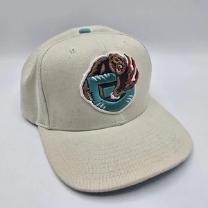 Mitchell & Ness NBA Vancouver Memphis Grizzlies Snapback Hat Cream Preowned. - Picture 1 of 16