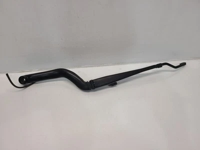 2001 Cadillac Deville Drivers Left Wiper Arm  - Image 1 of 4