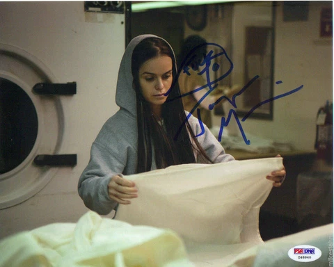 Taryn Manning Orange New Black 8 Mile Autograph 8x10 Photo PSA DNA COA ms-56 Cover