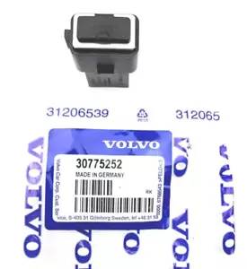 Original Volvo USB-Verbindung USB-AUX Buchse S60, V60, XC60 - 30775252 - Picture 1 of 4