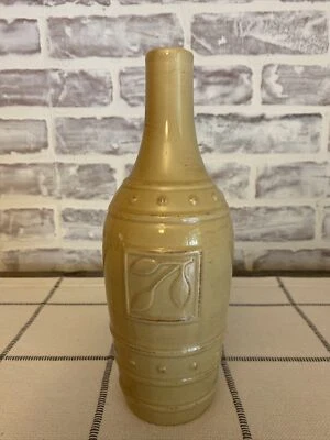 Jarrón botella de trigo de gres de la firma Sorrento Debby Segura Designs Foto 1 de 4