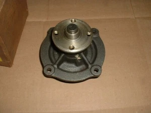 63 64 65 66 AMC RAMBLER V-8 WATER PUMP ( WITH AUTOMATIC FAN ) - Picture 1 of 3