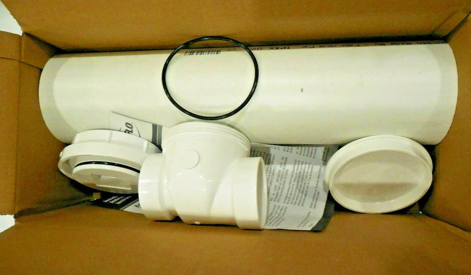 Proflo¨ PF42849WS PVC Backwater Valve With Sleeve 2 in