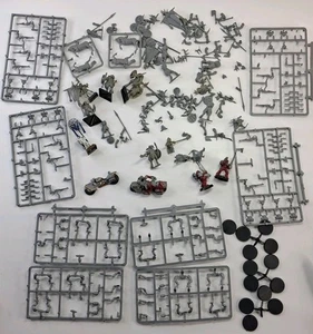 Lote de repuestos de plástico Games Workshop Warhammer 40K - Imagen 1 de 24
