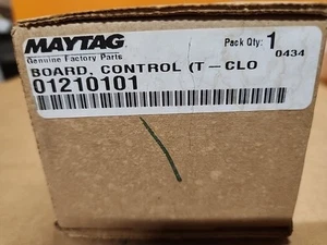 01210101 Maytag Oven Clock/ Control Board - Picture 1 of 5