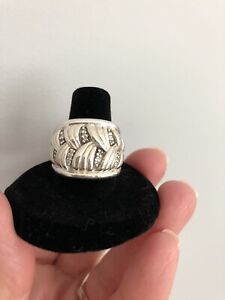 Scott Kay Sterling Silver and Diamond Ring , Size 7.5