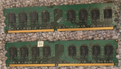 2x Crucial CT12864AA667.M16FF 1GB PC2-5300U DDR2-667Mhz Memory RAM - Image 1 of 2