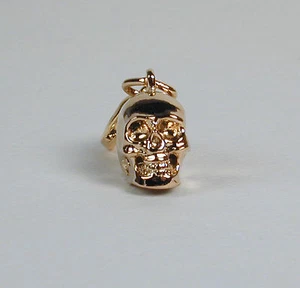 Vergoldetes Sterlingsilber Totenkopf Charm Kostenlos USA Versand & Karabinerverschluss - Bild 1 von 6