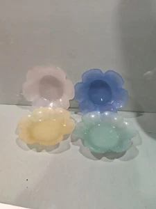 Milchglas Pastell Blumenmotiv Osterschalen - Bild 1 von 5