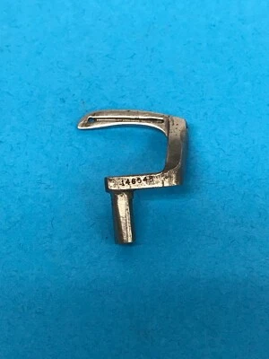 *USADO* 146548 LOOPER 3/8 PARA CANTANTE COSTURA INDUSTRIAL *ENVÍO GRATUITO* Foto 1 de 2