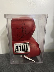 Par de Guantes de Boxeo Título Firmado con Estuche Firma Danny Garcia - Imagen 1 de 6
