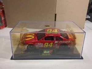 1:24 REVELL COLLECTION 1997 #94 MCDONALDS FORD THUNDERBIRD BILL ELLIOTT No Box - Picture 1 of 8