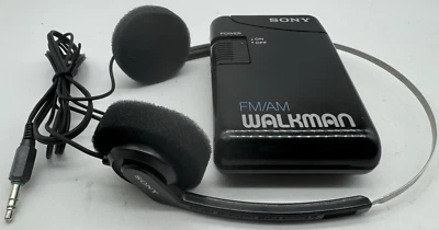 SONY WALKMAN SRF-29 Vintage FM AM RADIO Auriculares con clip para cinturón negro retro Foto 1 de 4