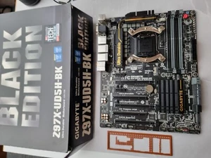 Gigabyte GA-Z97X-UD5H-BK Intel LGA1150 Motherboard Rev 1.2 BLACK EDITION Noctua - Picture 1 of 7