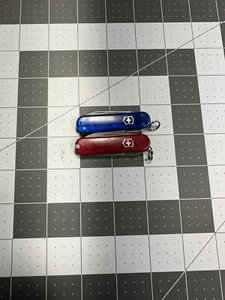 Victorinox Classic SD Swiss Army Knives 58MM RED & BLUE LOT OF 2 6814 - Picture 1 of 8
