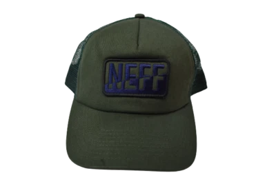 Boné caminhoneiro Neff masculino escudo verde floresta novo com etiquetas - Imagem 1 de 4